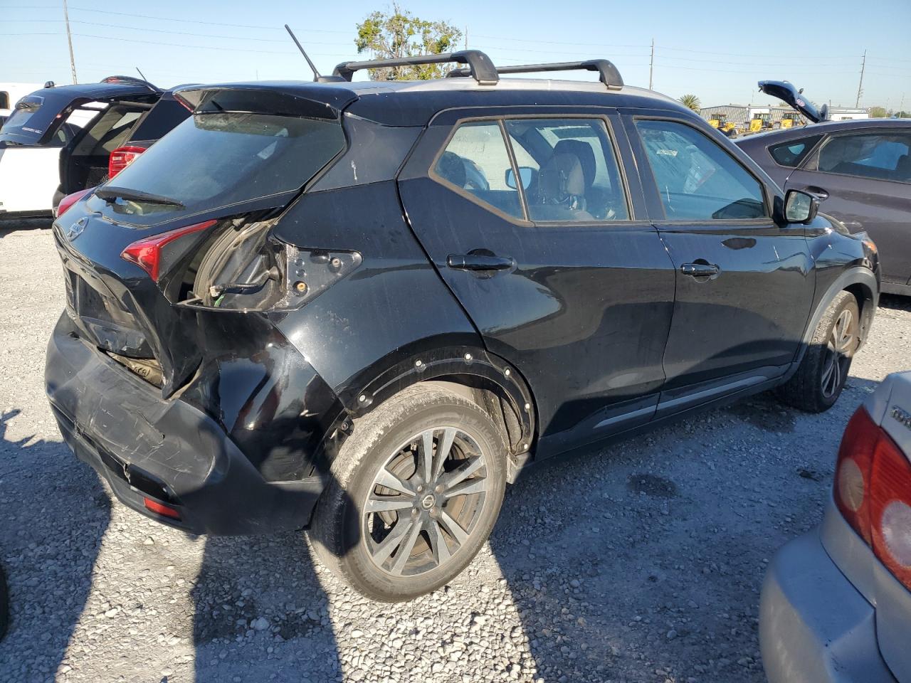 3N1CP5CU6KL511807 2019 Nissan Kicks S