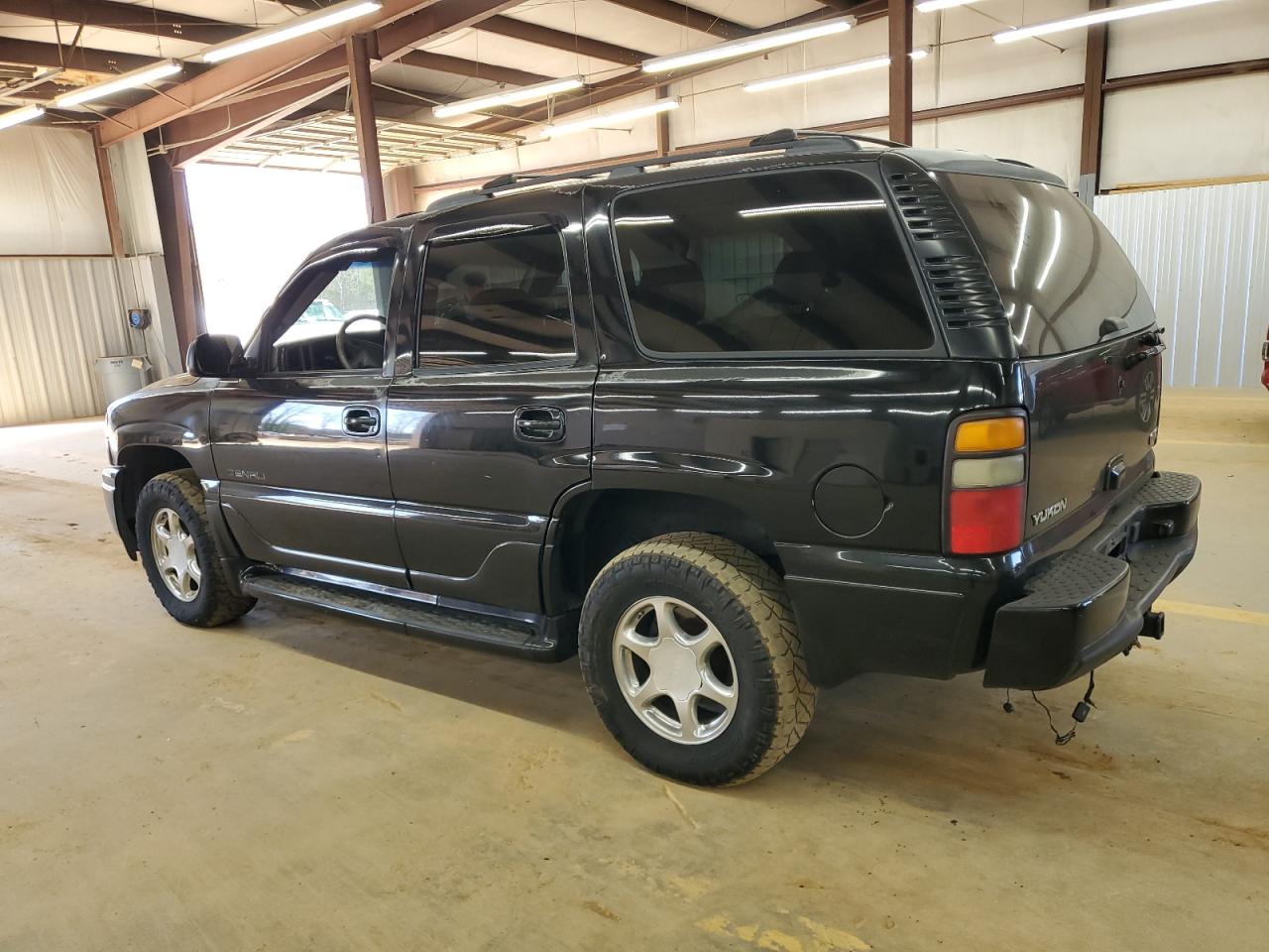 2005 GMC Yukon Denali VIN: 1GKEK63U35J252848 Lot: 48960795