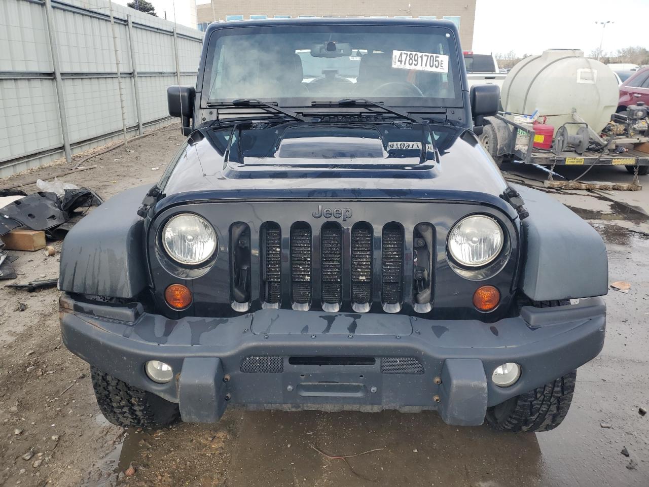 2013 Jeep Wrangler Unlimited Sahara VIN: 1C4BJWEG9DL565415 Lot: 47891705