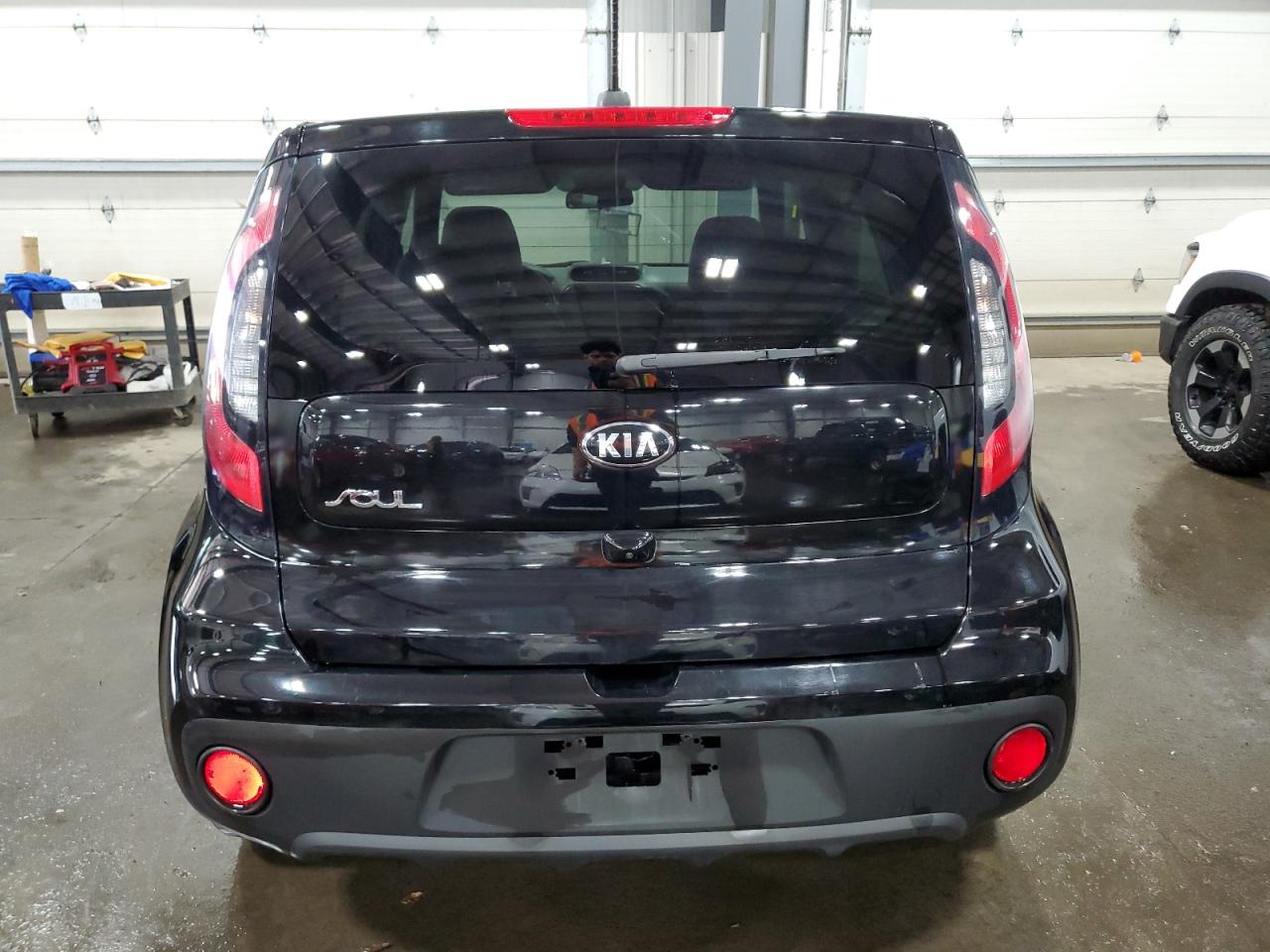 KNDJN2A26K7676982 2019 Kia Soul