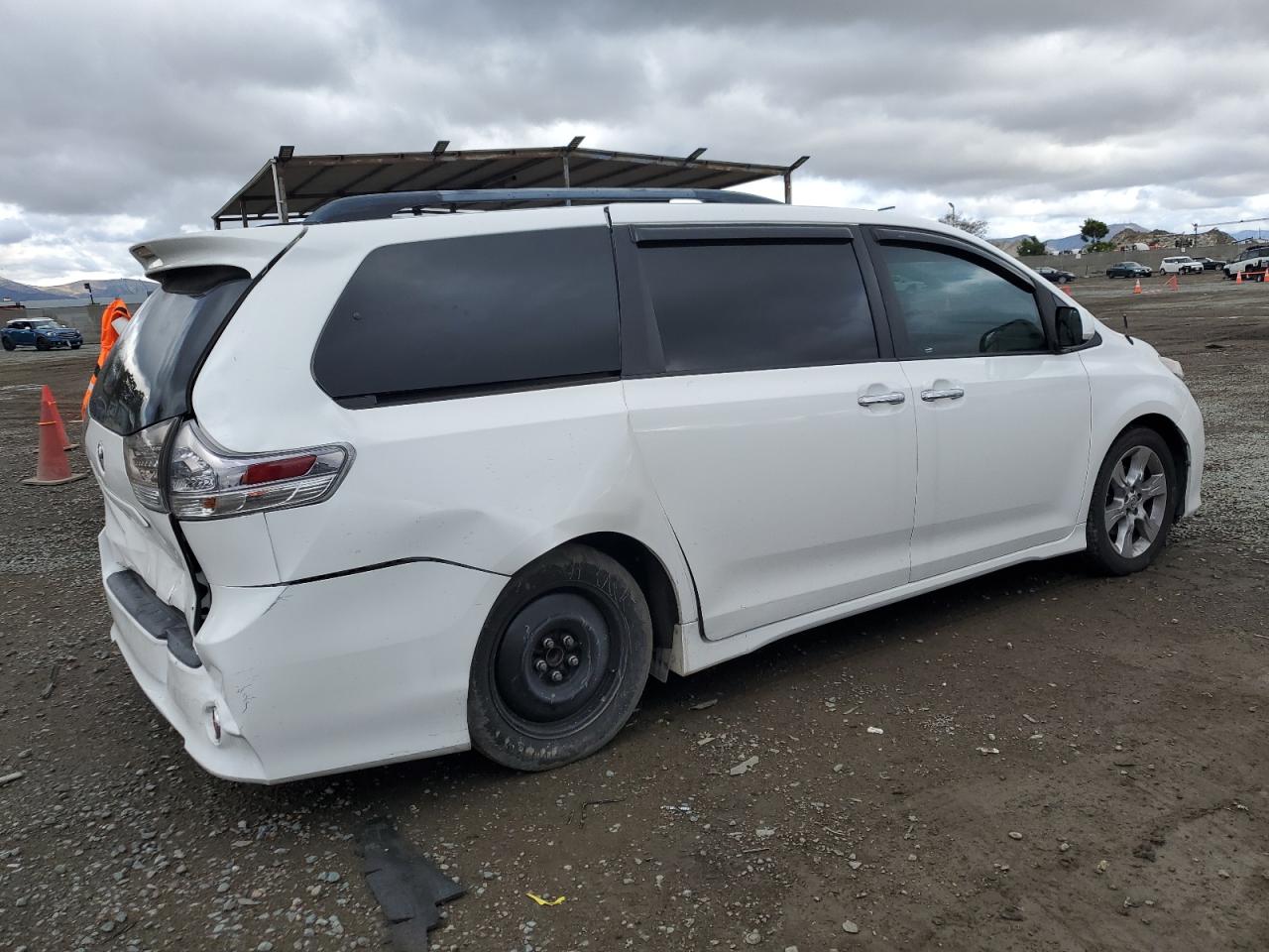 2013 Toyota Sienna Sport VIN: 5TDXK3DCXDS400794 Lot: 48927905