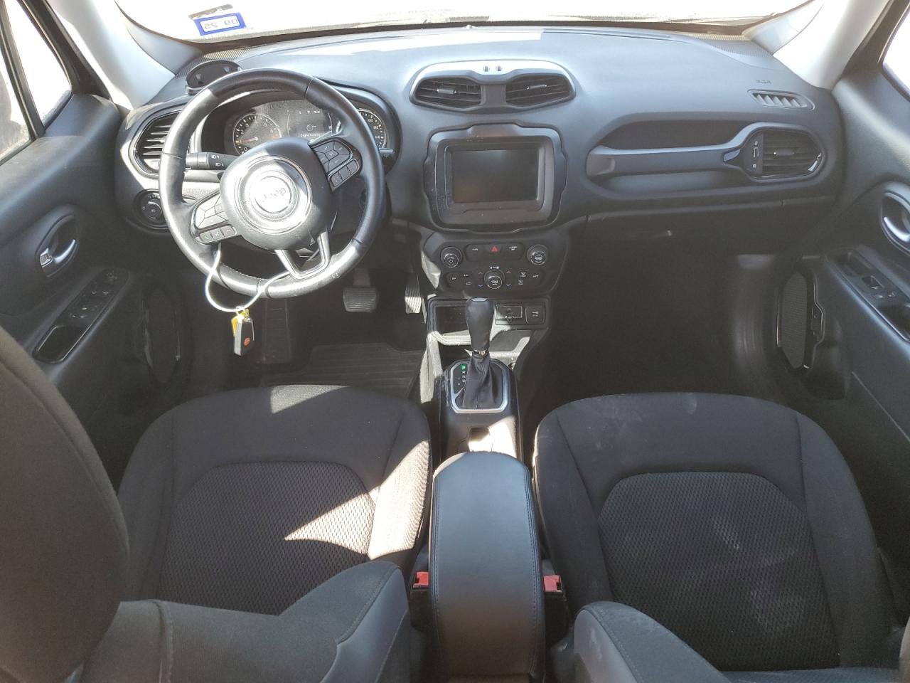 ZACCJABB8JPH54340 2018 Jeep Renegade Latitude