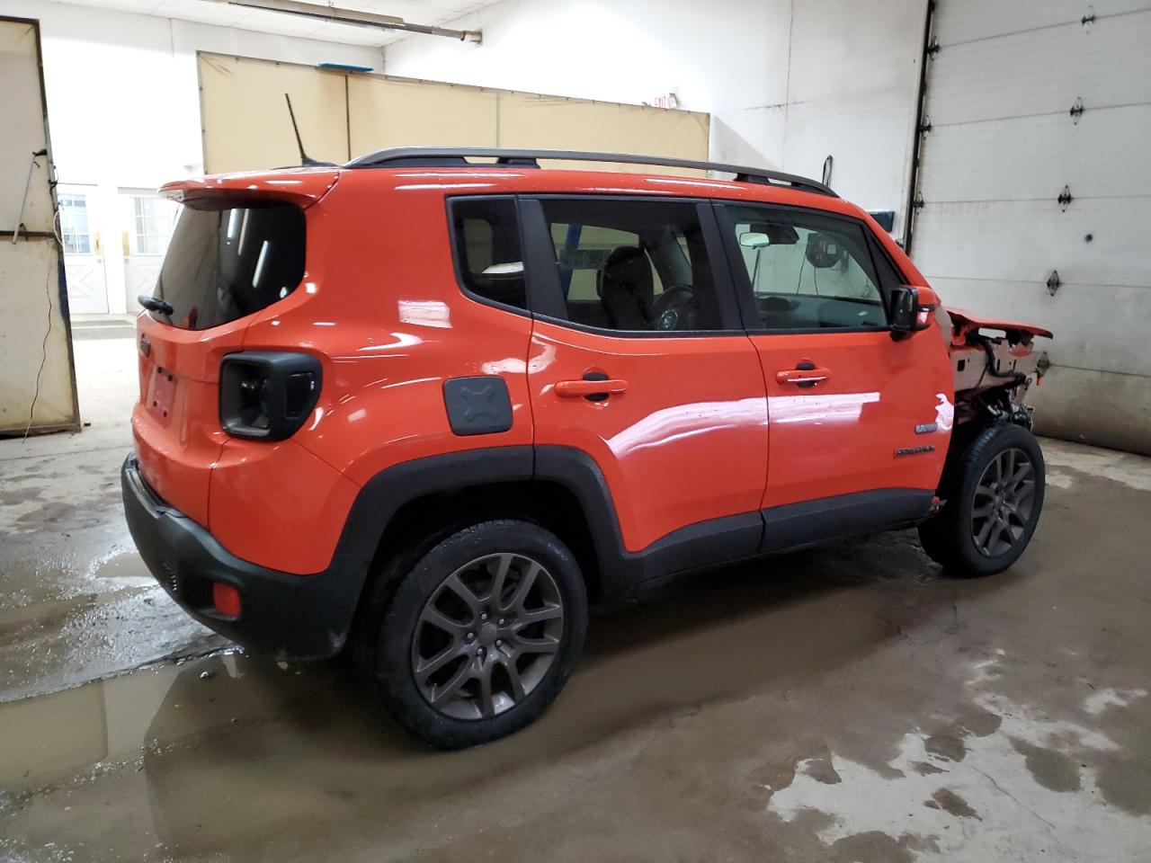 2016 Jeep Renegade Latitude VIN: ZACCJBBT1GPD81777 Lot: 48817013