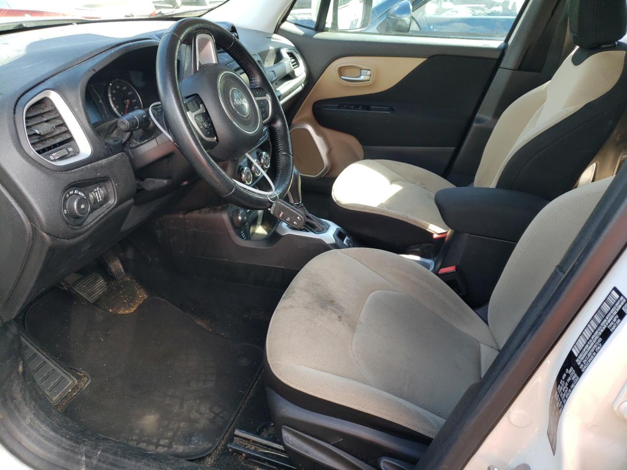 ZACCJBBT0FPB73163 2015 Jeep Renegade Latitude