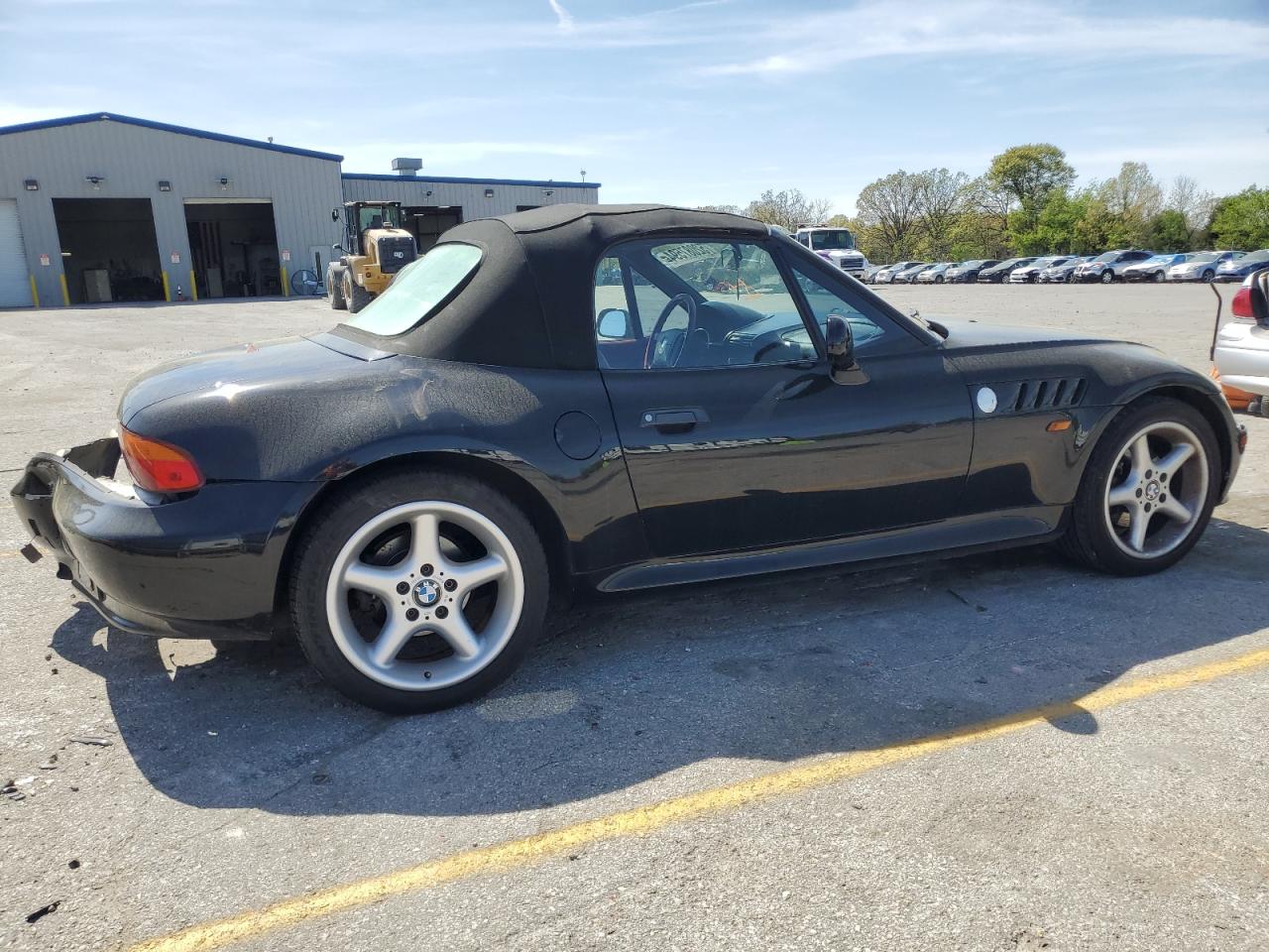 1998 BMW Z3 2.8 VIN: 4USCJ3326WLB63281 Lot: 52087594