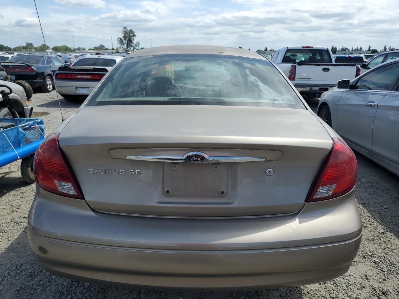 2003 Ford Taurus Se VIN: 1FAFP53U73A252849 Lot: 52168384