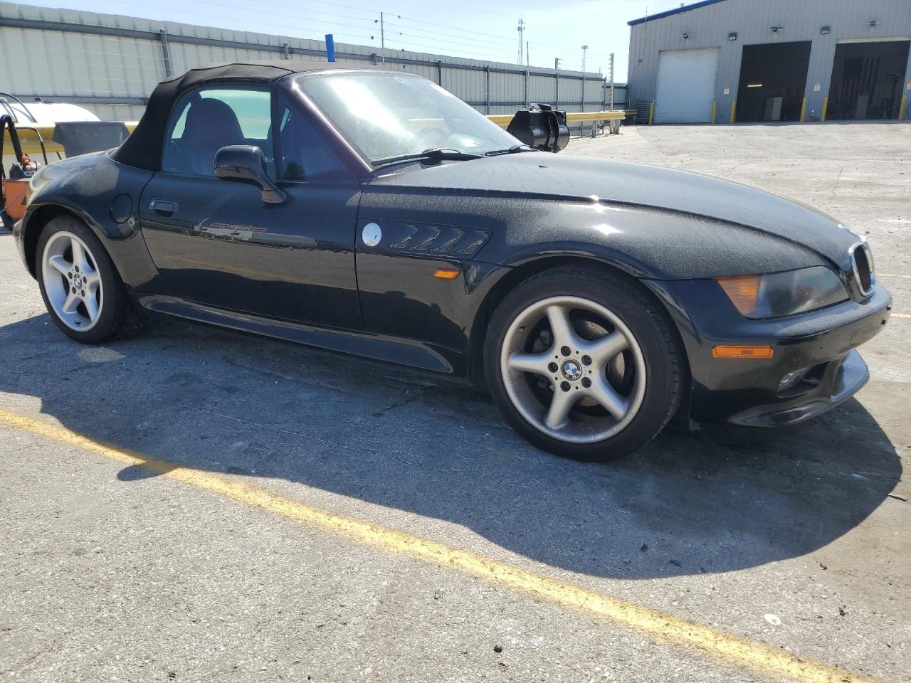 1998 BMW Z3 2.8 VIN: 4USCJ3326WLB63281 Lot: 52087594