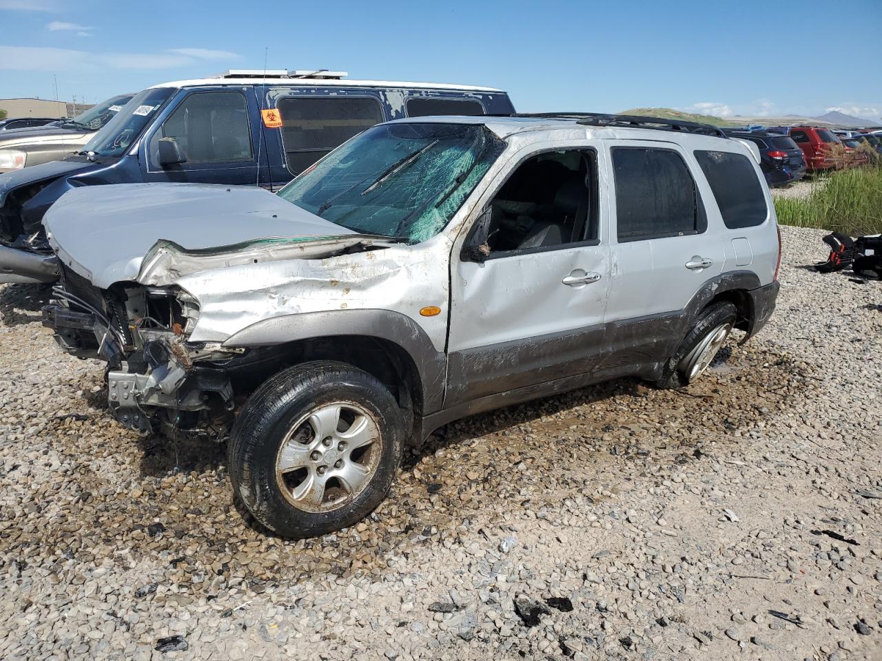 4F2CZ06194KM14729 2004 Mazda Tribute Es