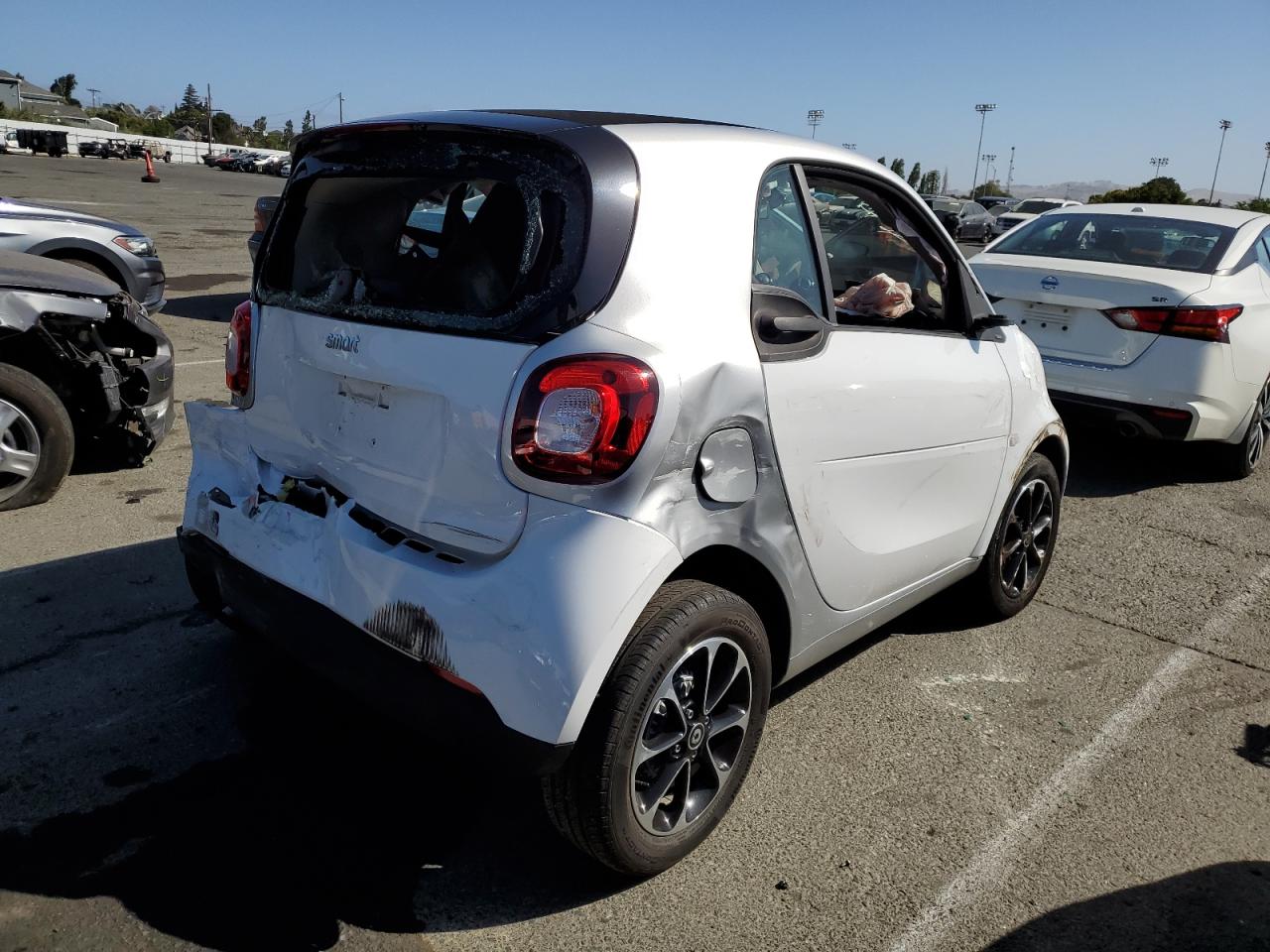 2017 Smart Fortwo VIN: WMEFJ5DA8HK187030 Lot: 86765164