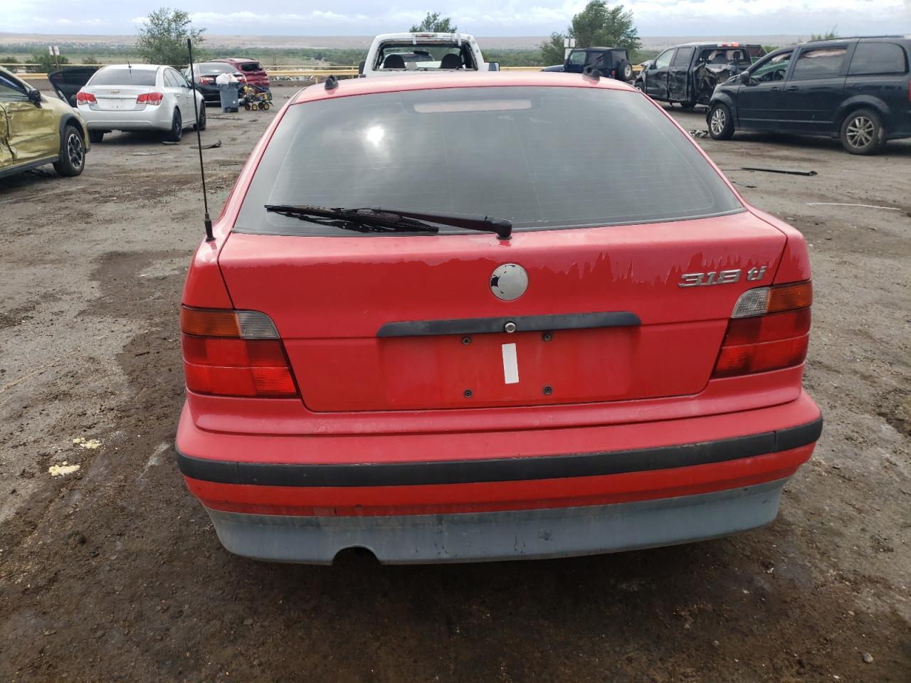 WBACG8324TAU37130 1996 BMW 318 Ti Automatic