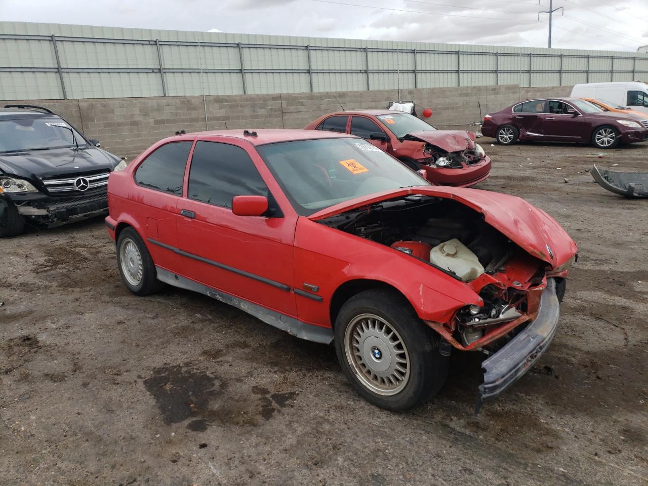 WBACG8324TAU37130 1996 BMW 318 Ti Automatic