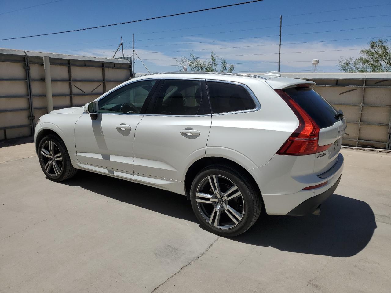 2021 Volvo Xc60 T5 Momentum VIN: YV4102DK3M1835745 Lot: 57639654