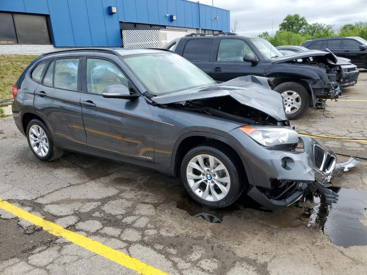 2014 BMW X1 xDrive28I VIN: WBAVL1C51EVY14840 Lot: 58097604