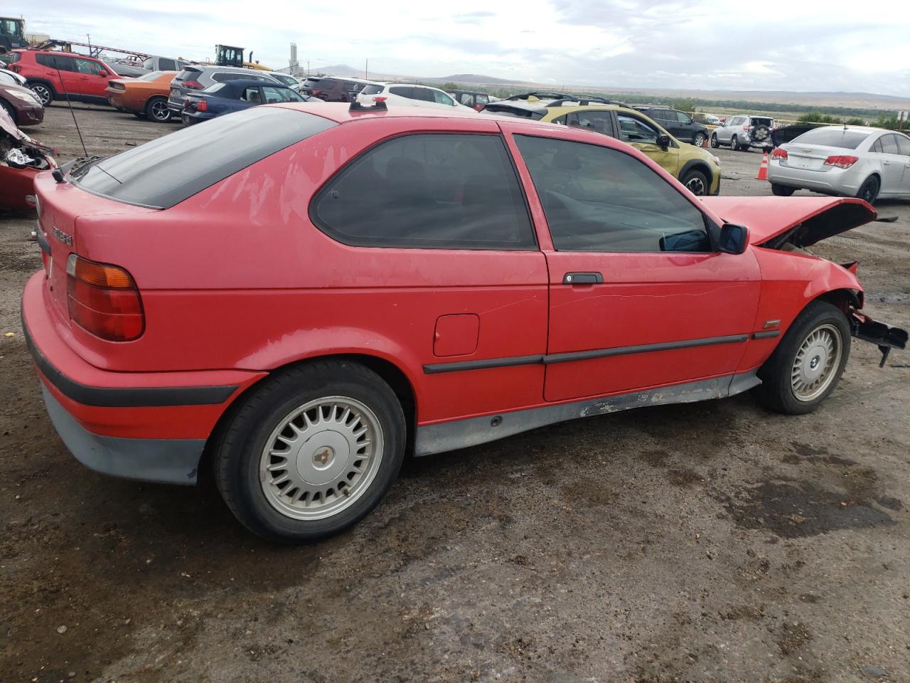 WBACG8324TAU37130 1996 BMW 318 Ti Automatic