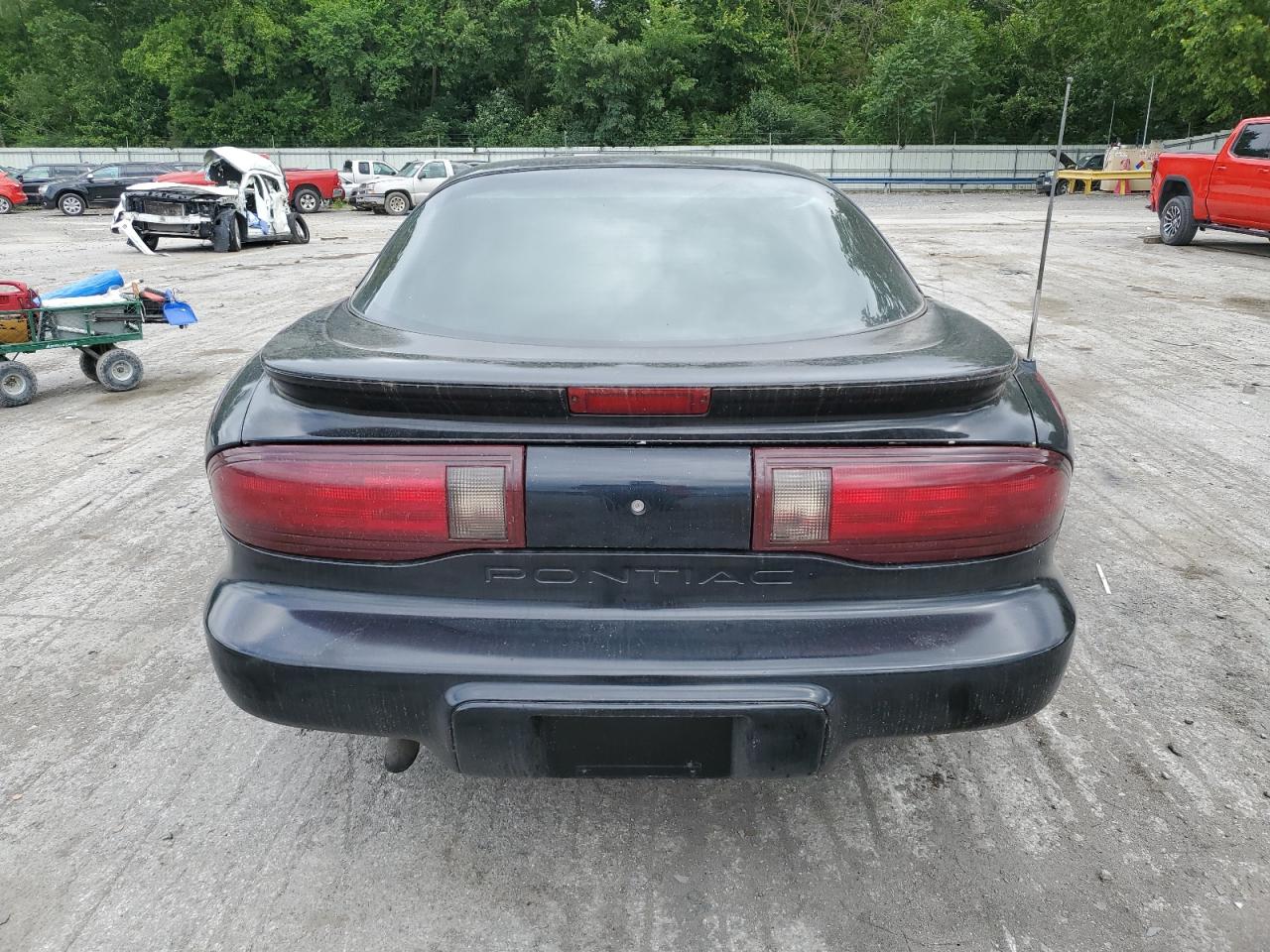 1995 Pontiac Firebird VIN: 2G2FS22S1S2215990 Lot: 85984594