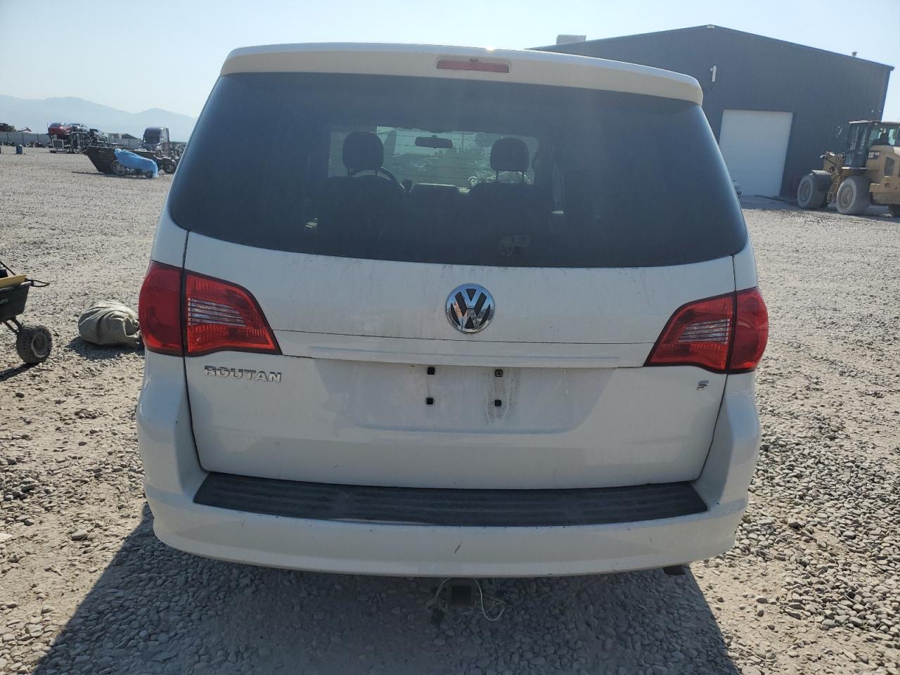 2010 Volkswagen Routan S VIN: 2V4RW4D11AR168467 Lot: 63194854