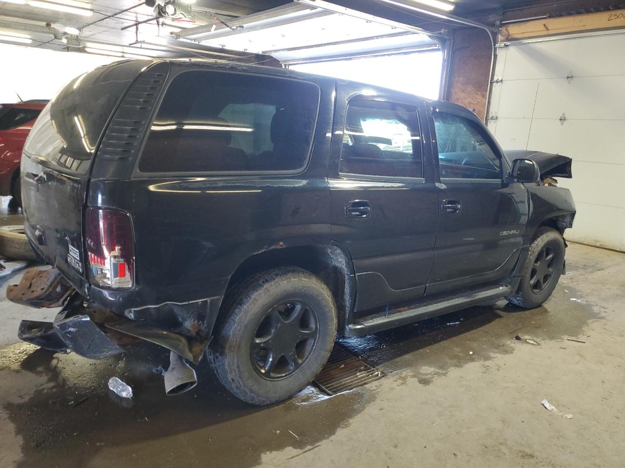 1GKEK63U14J210953 2004 GMC Yukon Denali