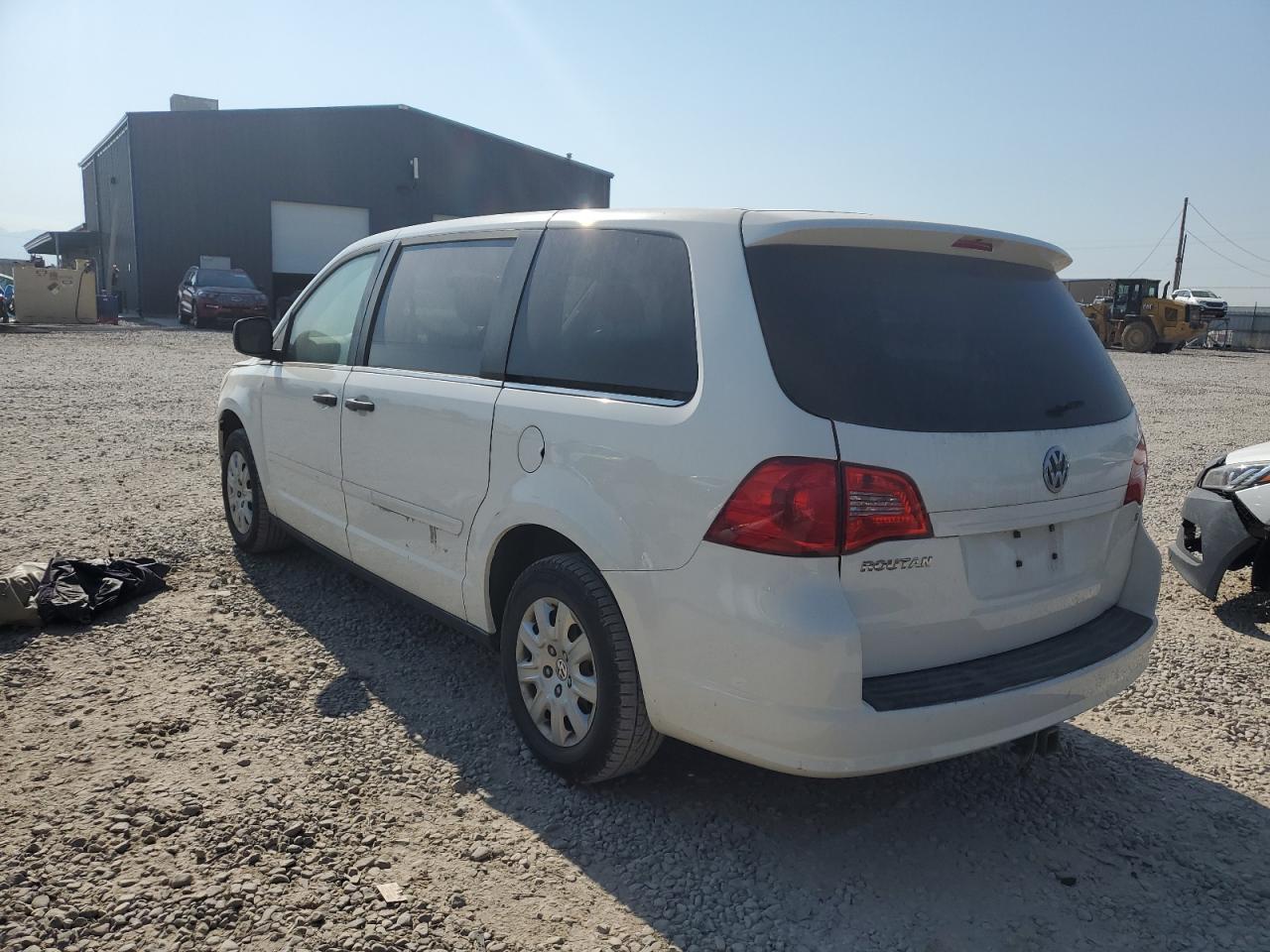 2010 Volkswagen Routan S VIN: 2V4RW4D11AR168467 Lot: 63194854