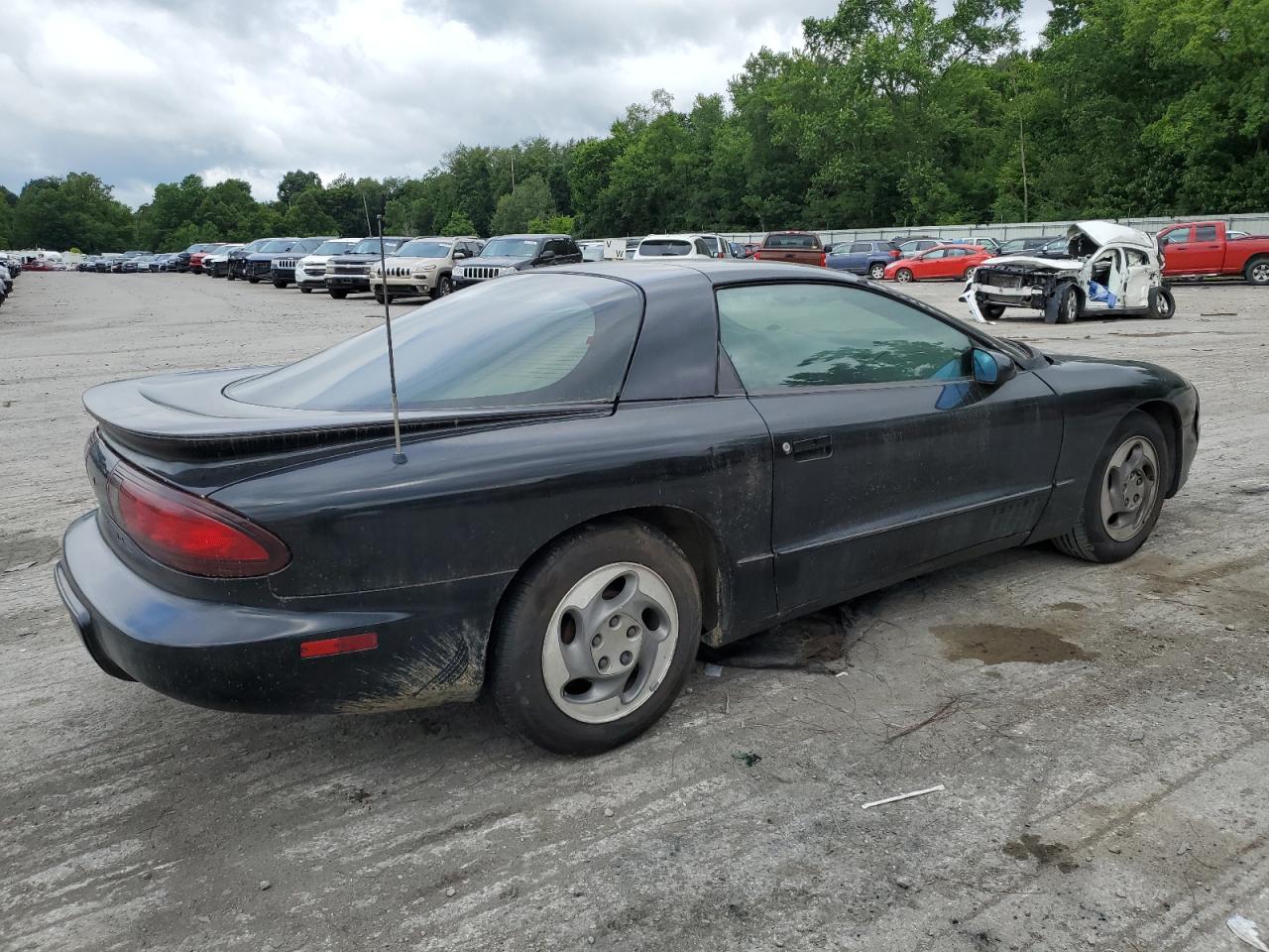 1995 Pontiac Firebird VIN: 2G2FS22S1S2215990 Lot: 85984594