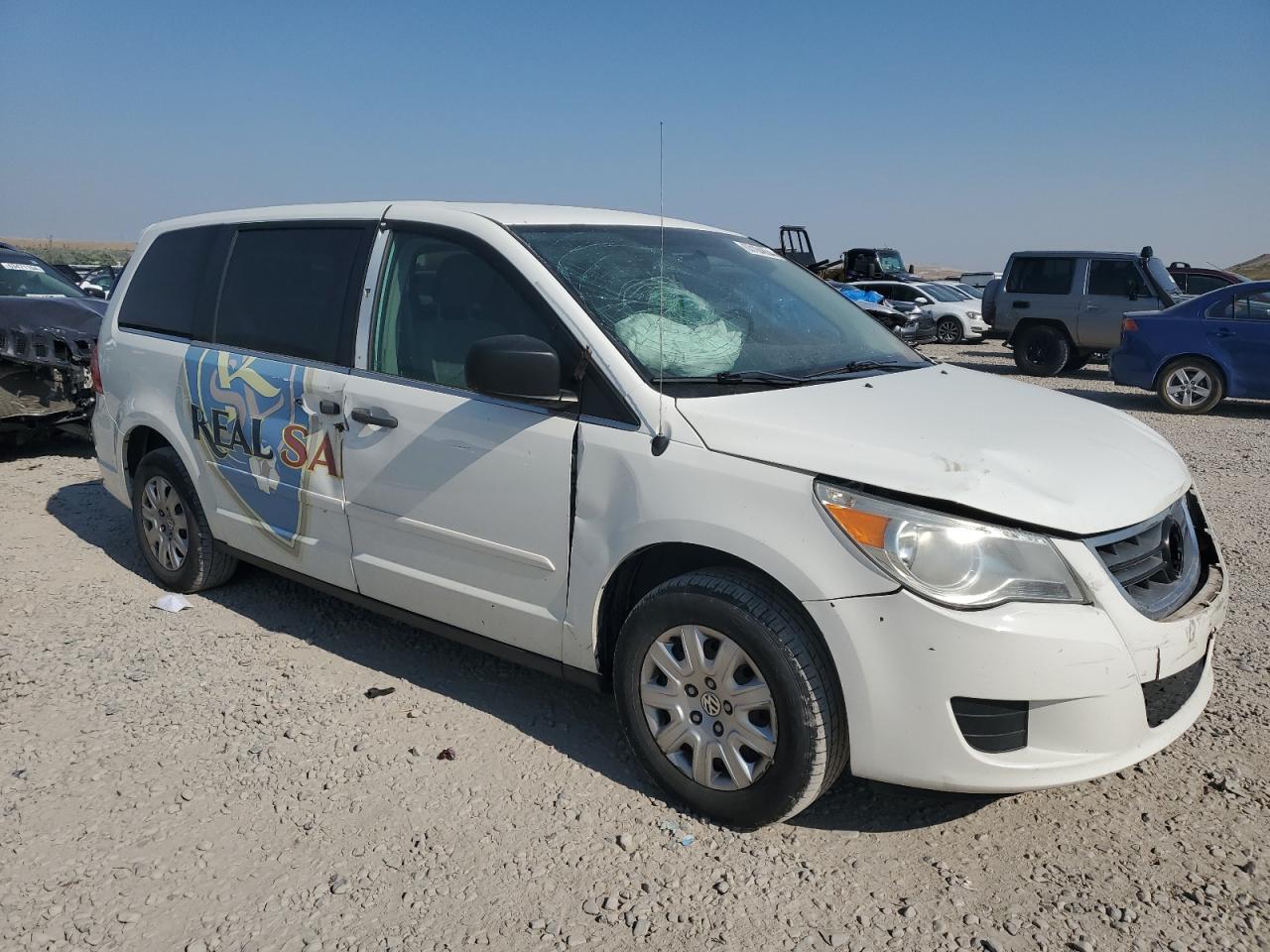 2010 Volkswagen Routan S VIN: 2V4RW4D11AR168467 Lot: 63194854