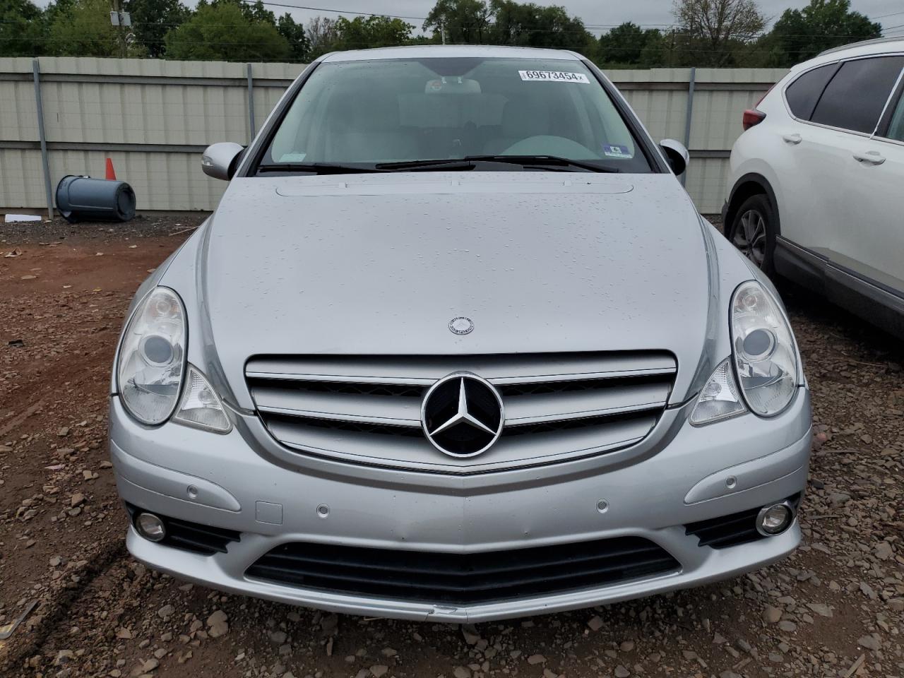 2008 Mercedes-Benz R 350 VIN: 4JGCB65E18A064158 Lot: 87241054