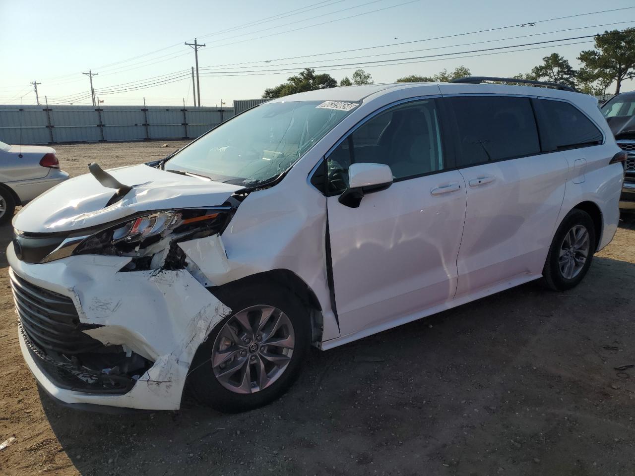 2022 Toyota Sienna Le VIN: 5TDKRKEC2NS116656 Lot: 66329654