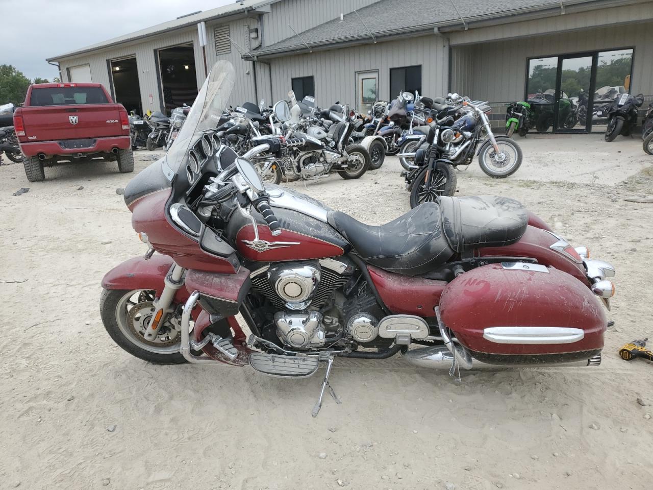 2010 Kawasaki Vn1700 B VIN: JKBVNRB1XAA000686 Lot: 65076264