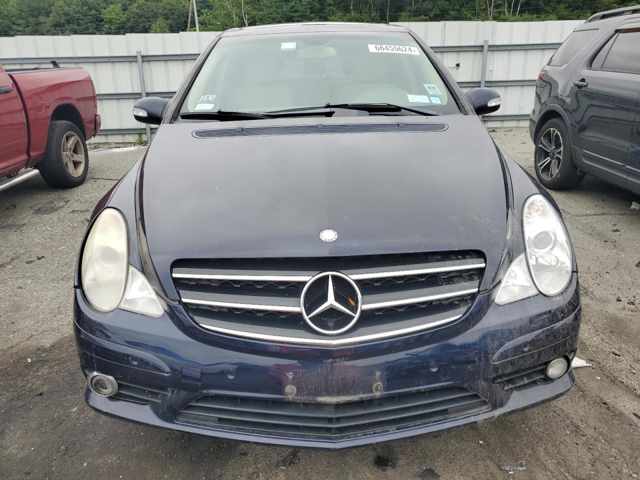 4JGCB65E89A091441 2009 Mercedes-Benz R 350 4Matic