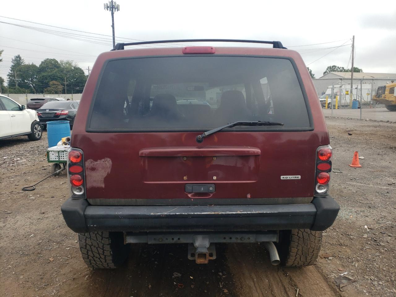 2000 Jeep Cherokee Sport VIN: 1J4FF48S4YL139199 Lot: 71170394