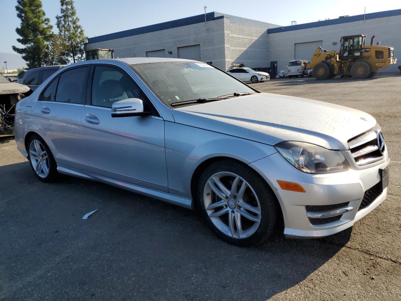 2014 Mercedes-Benz C 250 VIN: WDDGF4HB8EA939270 Lot: 72038404