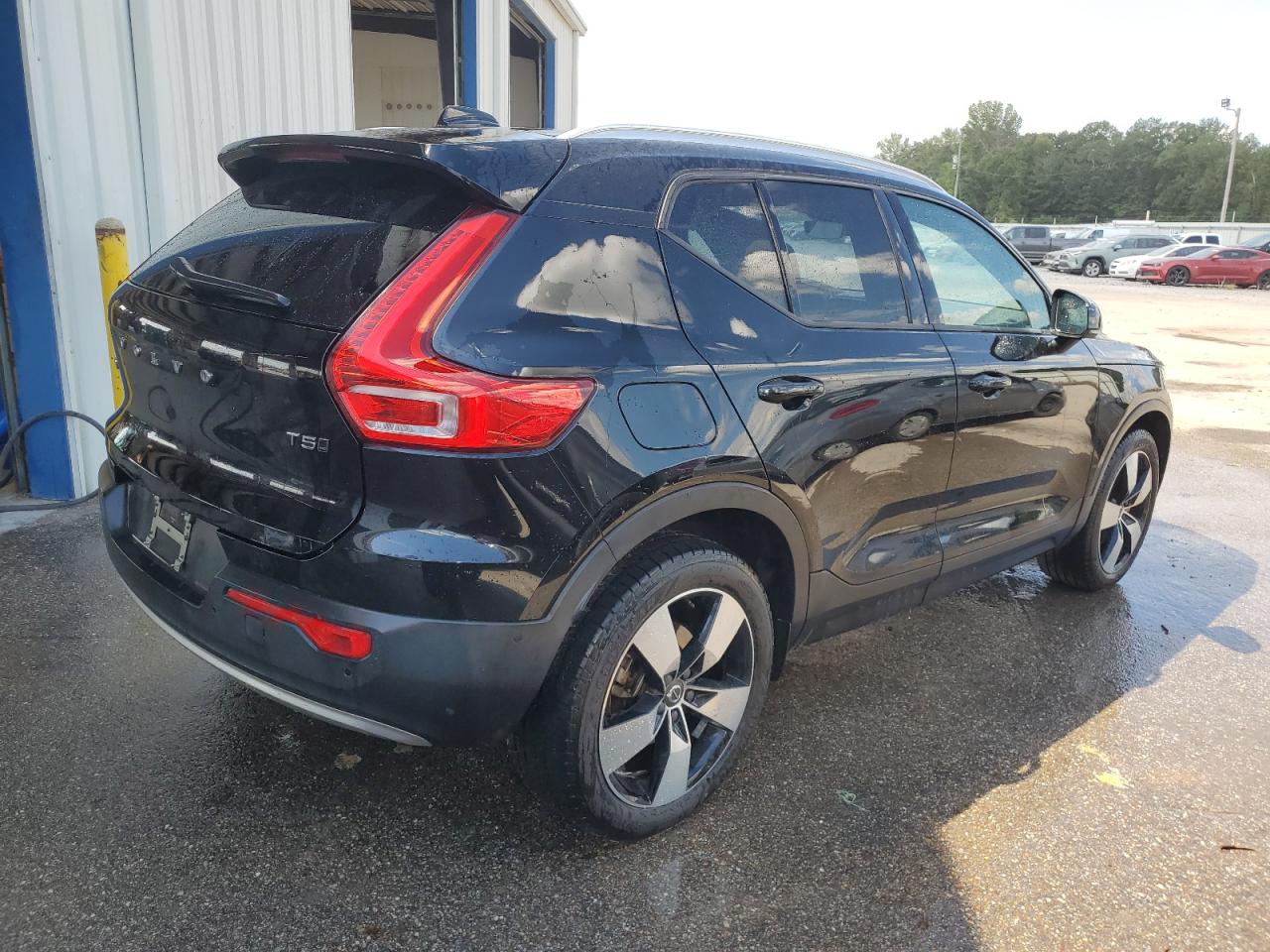 2019 Volvo Xc40 T5 Momentum VIN: YV4162UK0K2150785 Lot: 72943864