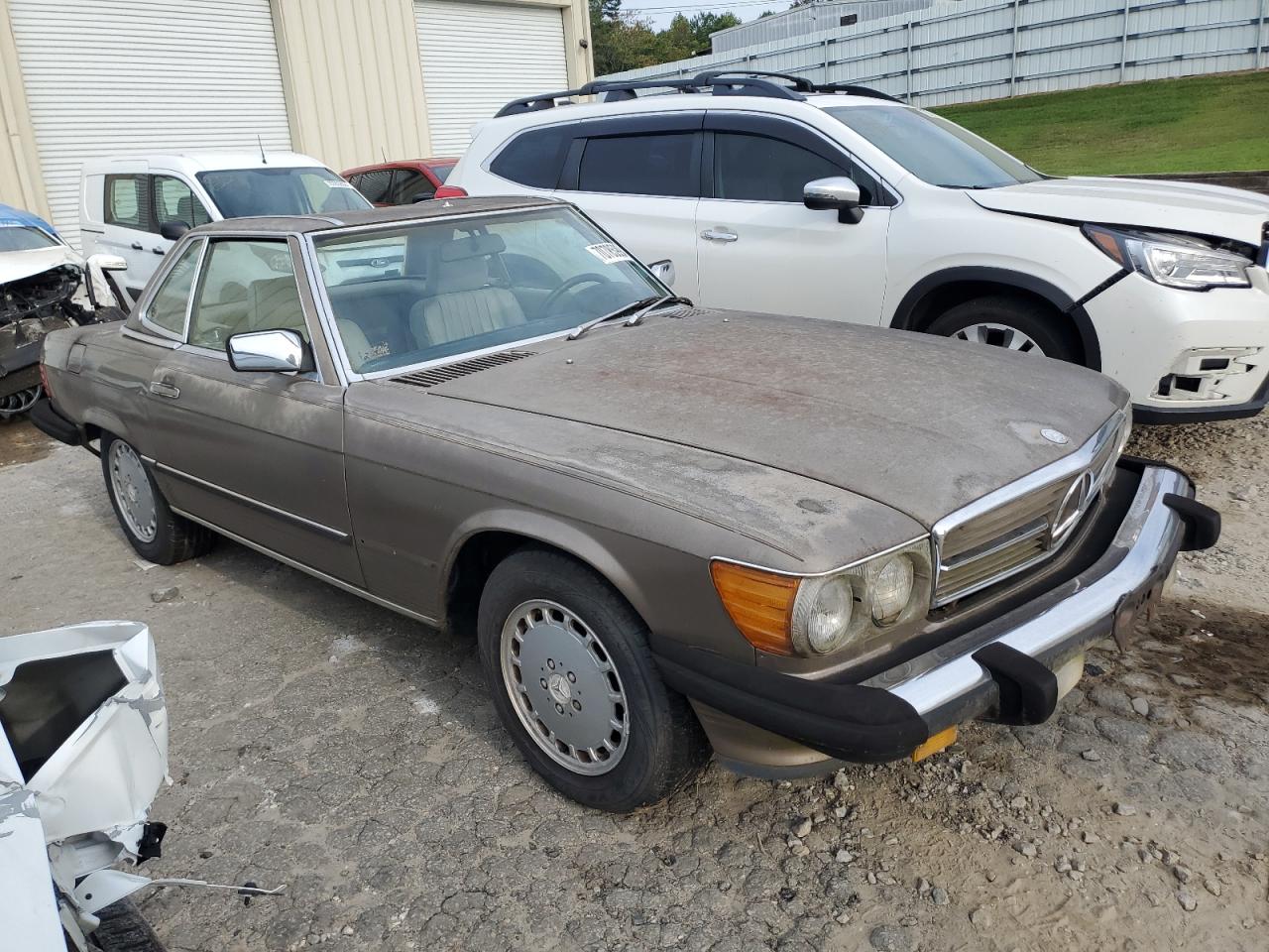 1987 Mercedes-Benz 560 Sl VIN: WDBBA48D1HA062323 Lot: 70785994