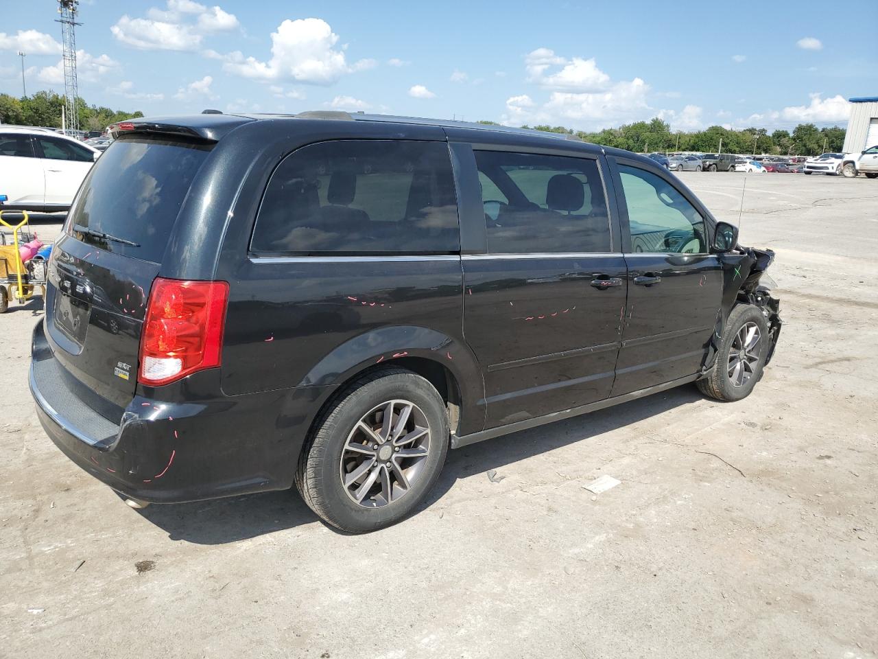 2017 Dodge Grand Caravan Sxt VIN: 2C4RDGCG9HR749524 Lot: 70750384