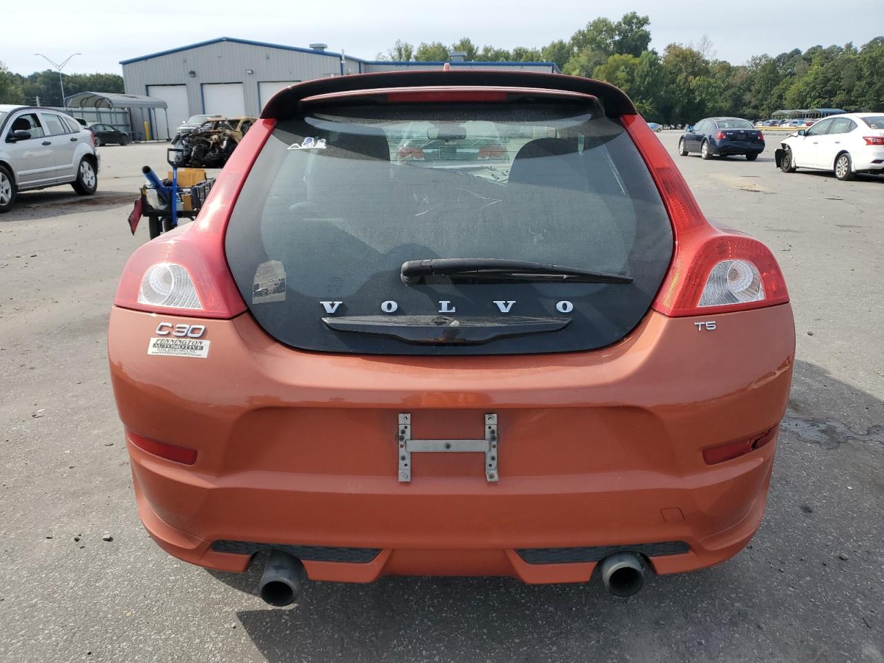 2011 Volvo C30 T5 VIN: YV1672MKXB2200317 Lot: 71287474