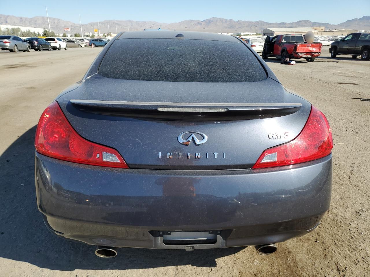 2008 Infiniti G37 Base VIN: JNKCV64E38M121874 Lot: 70015494