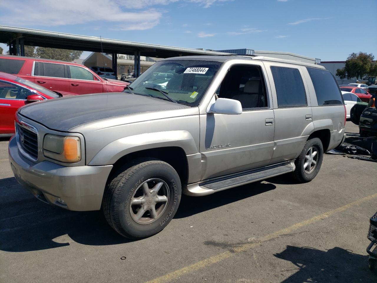 2000 Cadillac Escalade Luxury VIN: 1GYEK63R5YR187895 Lot: 72468044