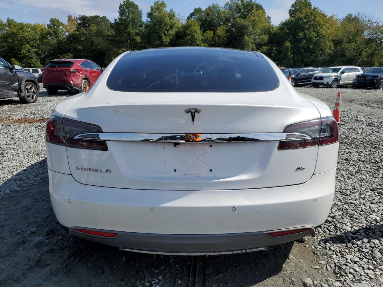 2013 Tesla Model S VIN: 5YJSA1CN3DFP26252 Lot: 72240144