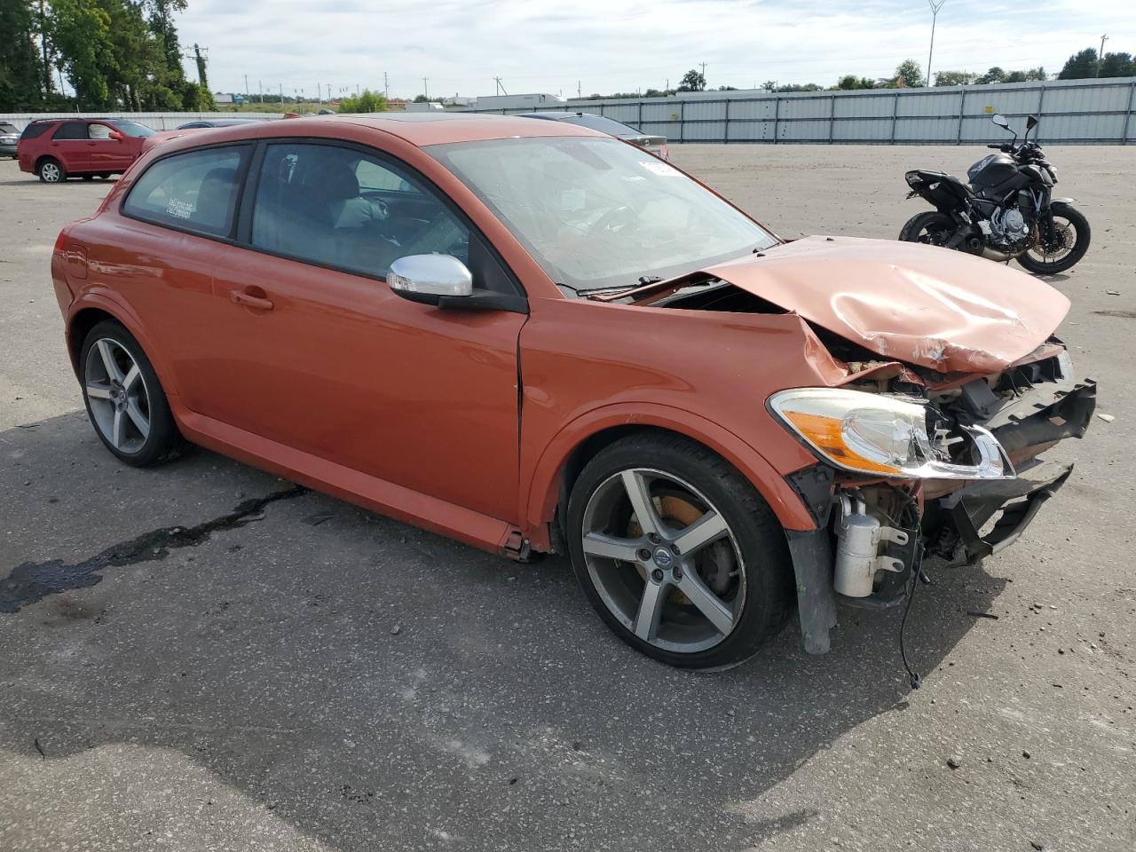 2011 Volvo C30 T5 VIN: YV1672MKXB2200317 Lot: 71287474