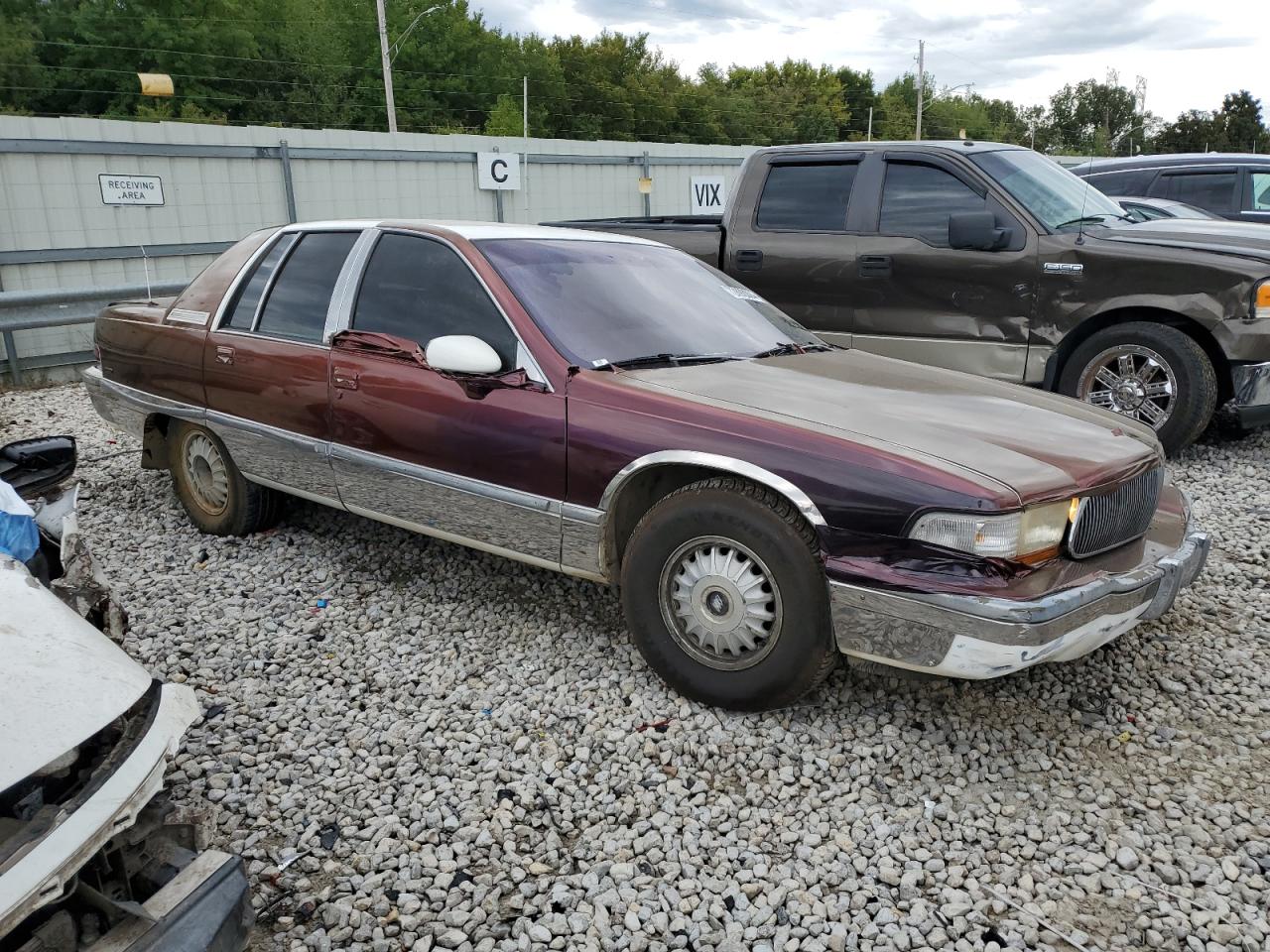 1993 Buick Roadmaster Limited VIN: 1G4BT5373PR421590 Lot: 72892004