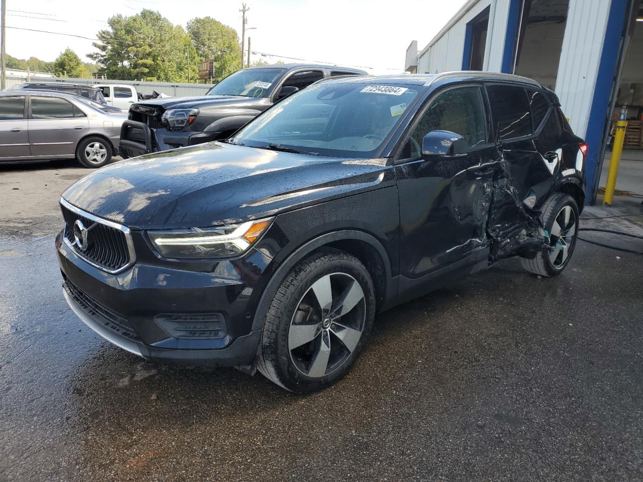 2019 Volvo Xc40 T5 Momentum VIN: YV4162UK0K2150785 Lot: 72943864