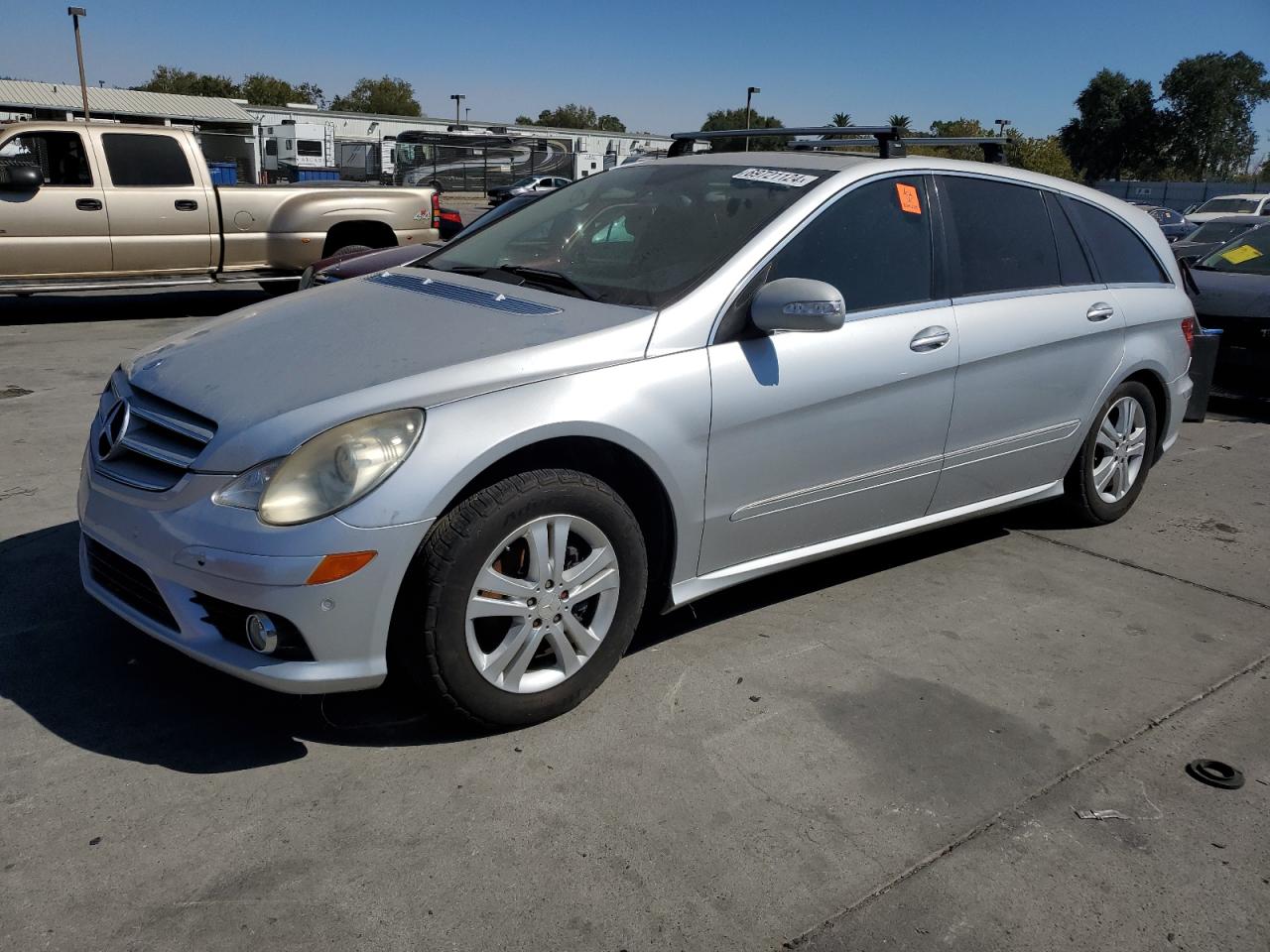 2008 Mercedes-Benz R 350 VIN: 4JGCB56E08A070624 Lot: 69721124