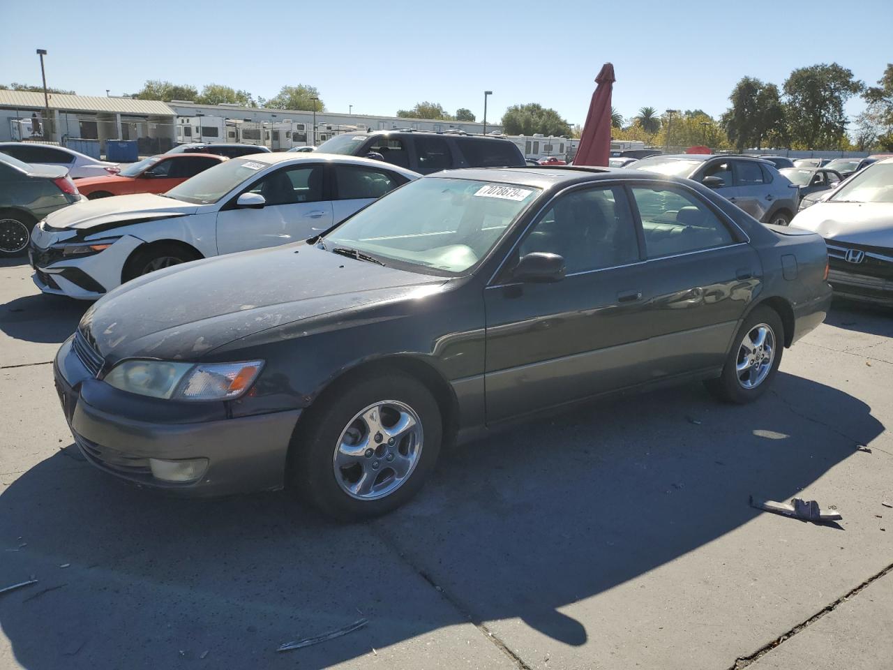 1999 Lexus Es 300 VIN: JT8BF28G9X0235171 Lot: 70786794