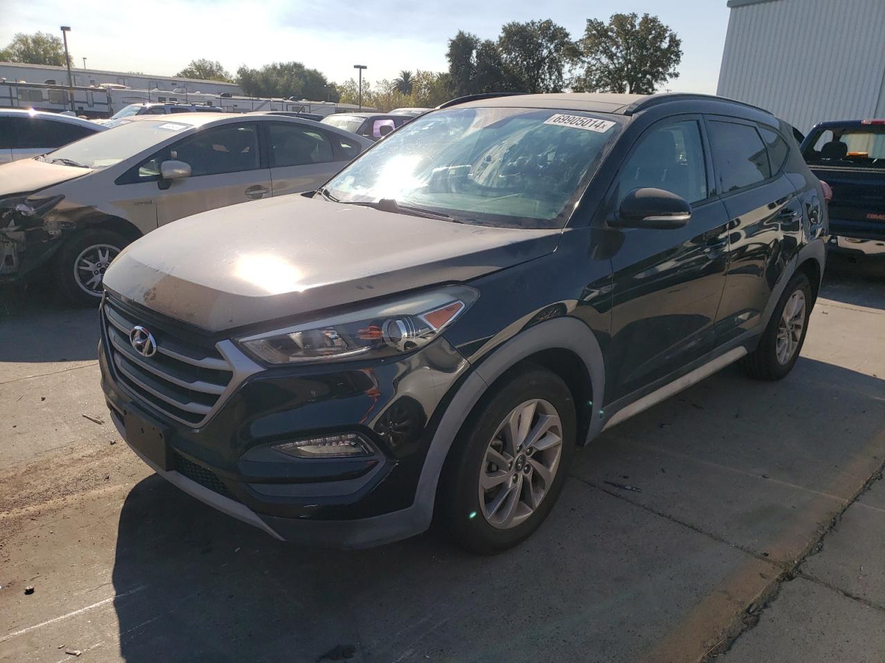 2017 Hyundai Tucson Limited VIN: KM8J33A26HU582585 Lot: 69905014