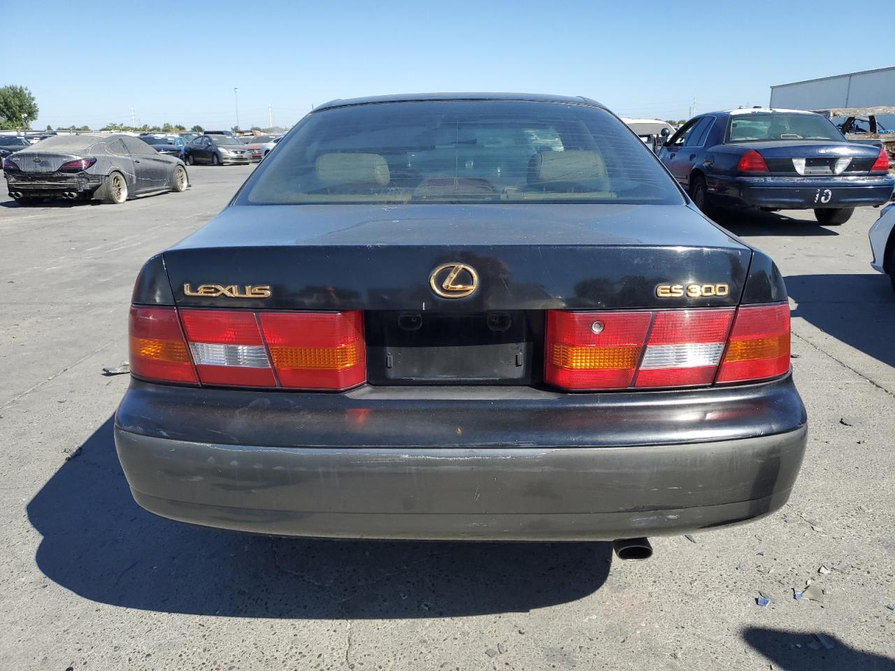 1999 Lexus Es 300 VIN: JT8BF28G9X0235171 Lot: 70786794