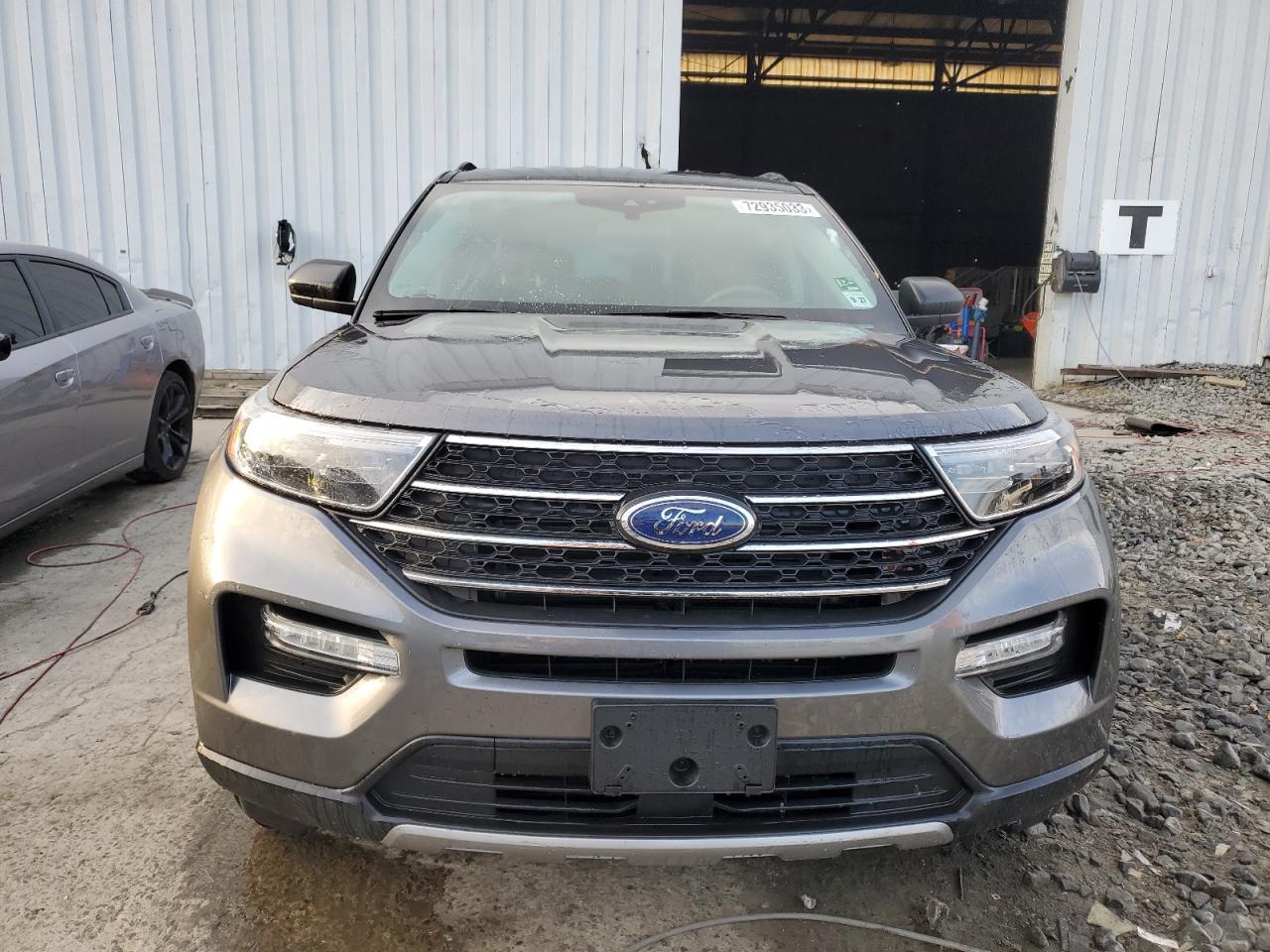 1FMSK8DH7NGB67872 2022 Ford Explorer Xlt