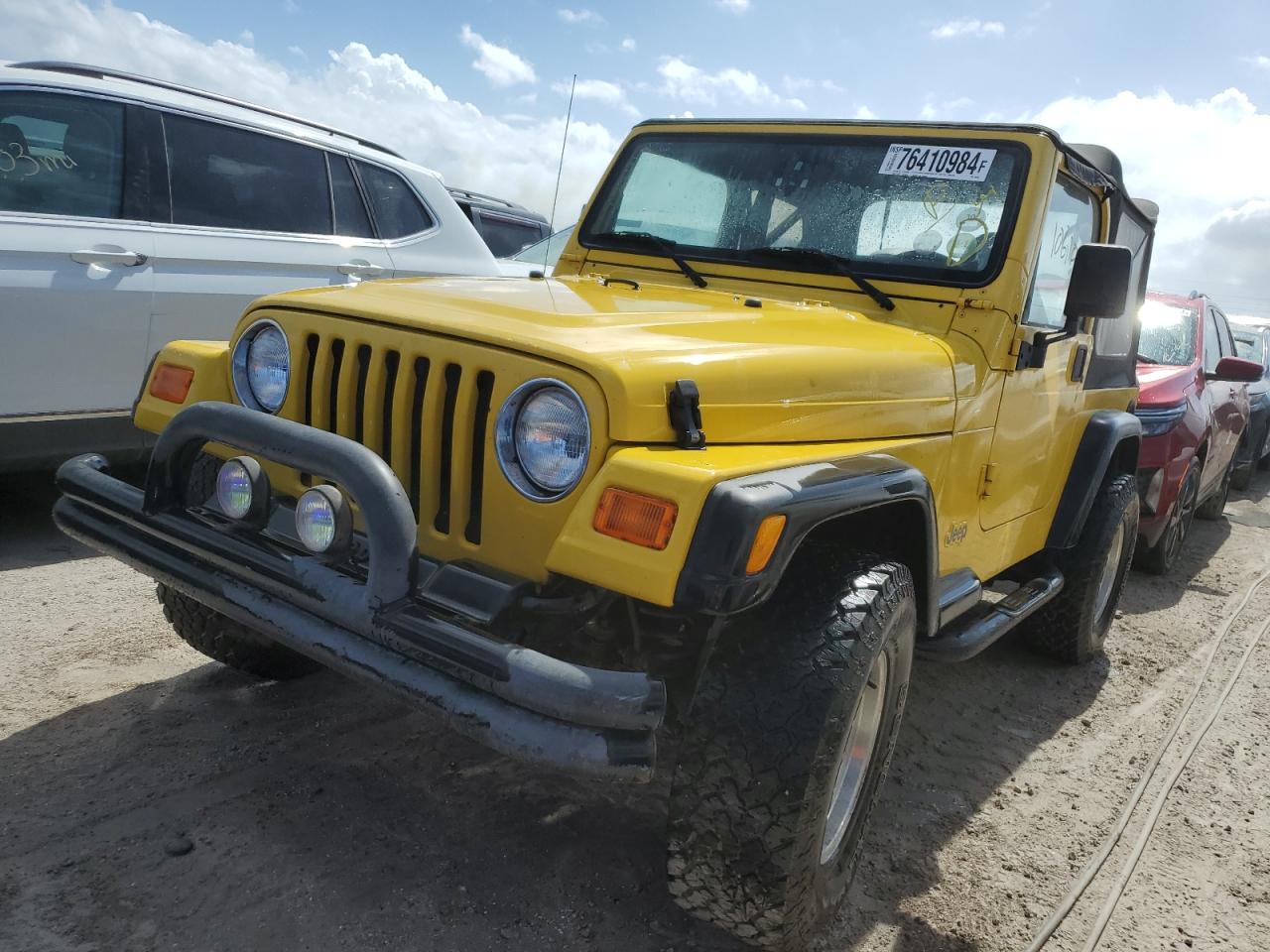 2000 Jeep Wrangler / Tj Sport VIN: 1J4FA49S4YP802339 Lot: 76410984