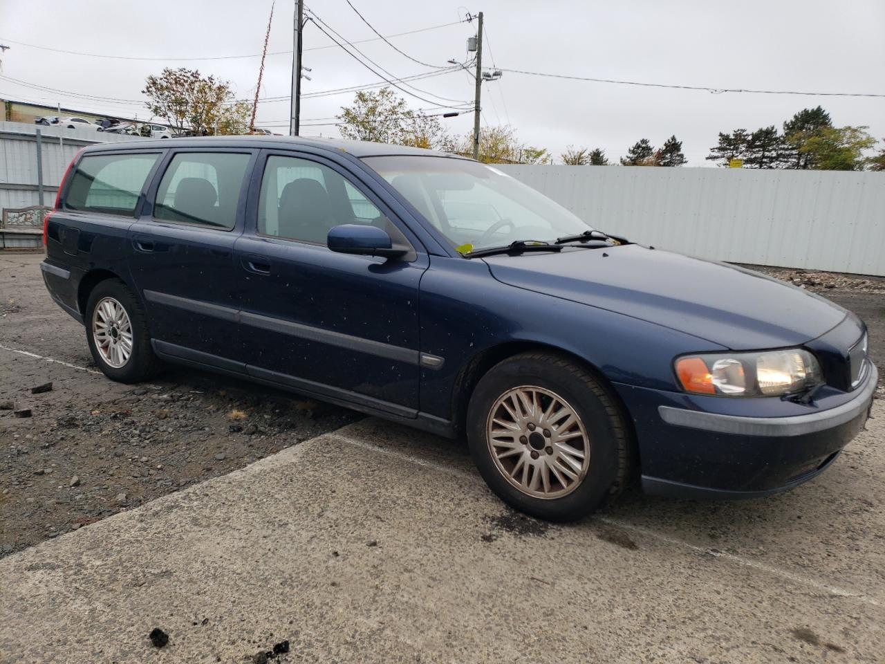 2004 Volvo V70 VIN: YV1SW61T142408577 Lot: 76028394