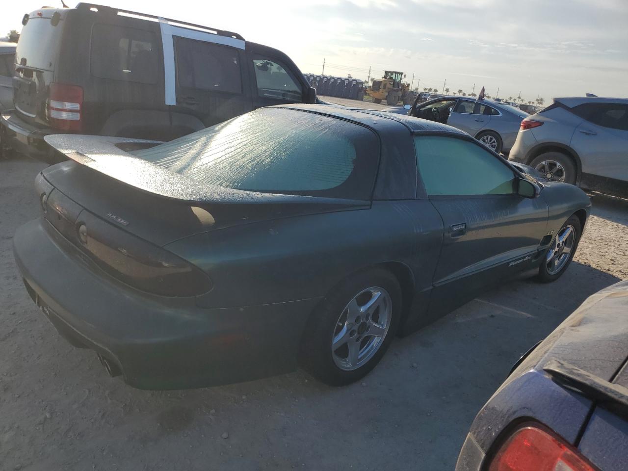 2000 Pontiac Firebird Formula VIN: 2G2FV22G2Y2160915 Lot: 76196454