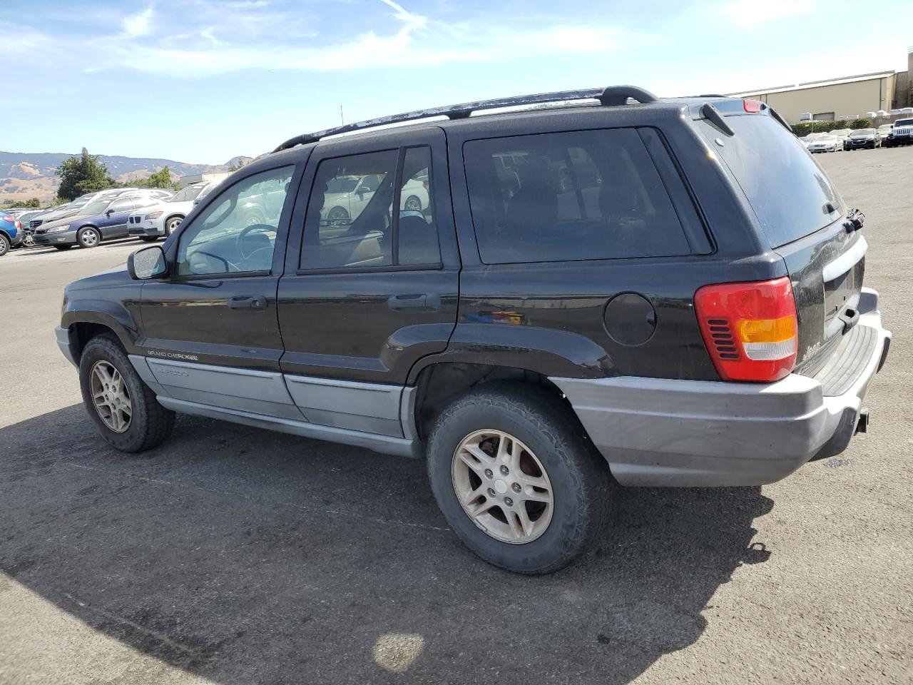 1J4GX48S22C137508 2002 Jeep Grand Cherokee Laredo