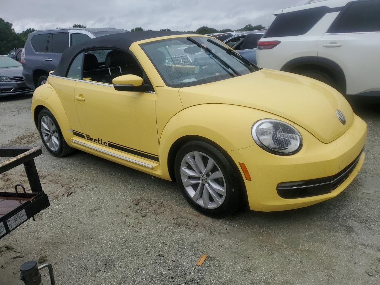 2013 Volkswagen Beetle VIN: 3VW5L7AT7DM829744 Lot: 74470404